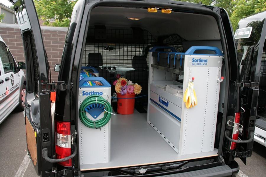  Ford Transit Connect 2010 года  (фото 52 из 109)